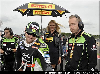 superbike_pit_babe_003_wsbk_2013_angleterre_silverstone.jpg