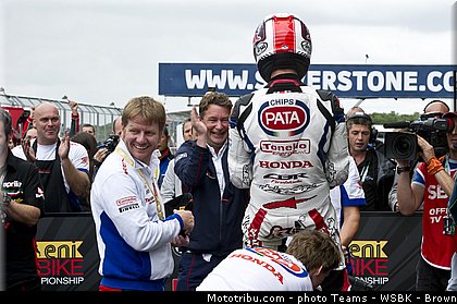 superbike_rea_020_wsbk_2013_angleterre_silverstone.jpg
