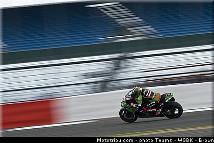 superbike_sykes_003_wsbk_2013_angleterre_silverstone.jpg