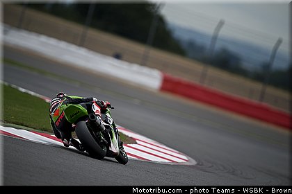 superbike_sykes_004_wsbk_2013_angleterre_silverstone.jpg