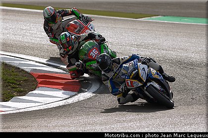 1000stk_barrier_005_wsbk_2013_allemagne_nurburgring.jpg