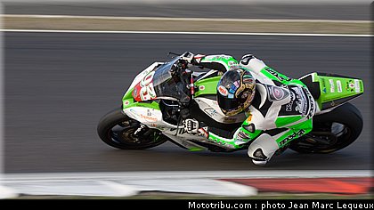 1000stk_butti_001_wsbk_2013_allemagne_nurburgring.jpg