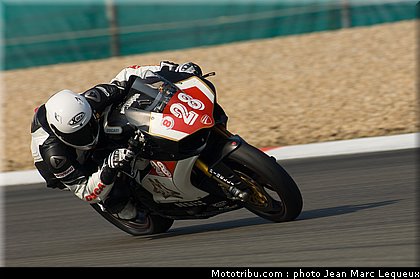 1000stk_moser_001_wsbk_2013_allemagne_nurburgring.jpg