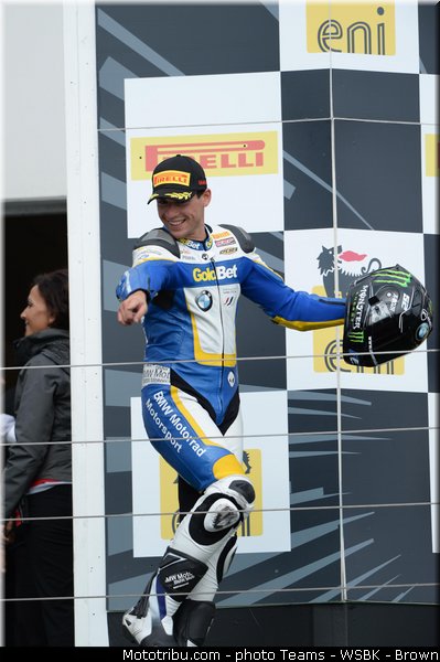 1000stk_barrier_002_allemagne_nurburgring_2013