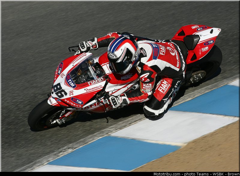 badovini_003_wsbk_2013_usa_laguna_seca
