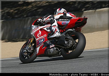 badovini_006_wsbk_2013_usa_laguna_seca.jpg