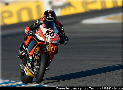 guintoli_004_wsbk_2013_usa_laguna_seca.jpg