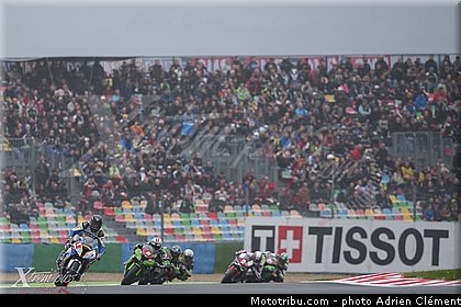 1000_superstock_004_france_magny_cours_2013.jpg