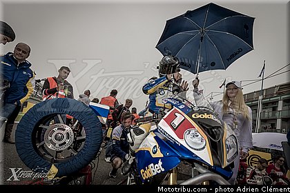 1000_superstock_barrier_001_france_magny_cours_2013.jpg