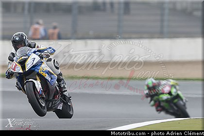 1000_superstock_barrier_003_france_magny_cours_2013.jpg