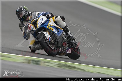 1000_superstock_barrier_008_france_magny_cours_2013.jpg