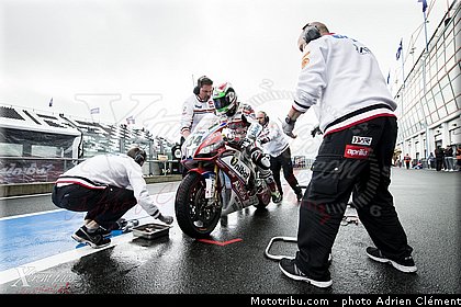 superbike_giugliano_007_france_magny_cours_2013.jpg