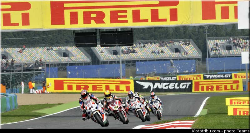 superbike_002_france_magny_cours_2013