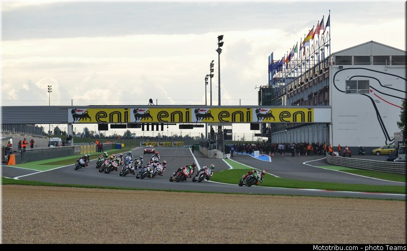superbike_006_france_magny_cours_2013