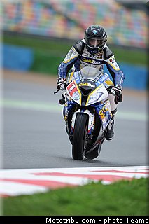 1000_superstock_barrier_007_france_magny_cours_2013.jpg