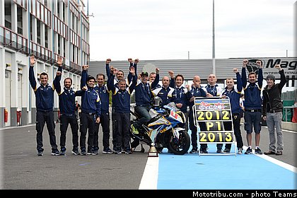 1000_superstock_barrier_008_france_magny_cours_2013.jpg