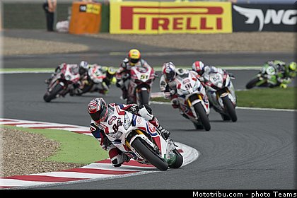 superbike_021_france_magny_cours_2013.jpg