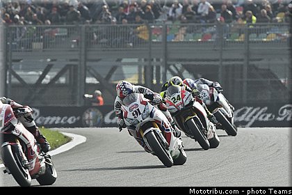 superbike_026_france_magny_cours_2013.jpg