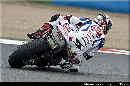 superbike_fabrizio_008_france_magny_cours_2013.jpg