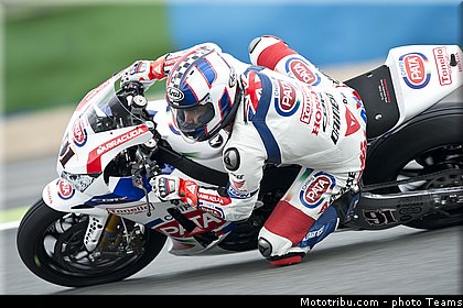 superbike_haslam_010_france_magny_cours_2013.jpg