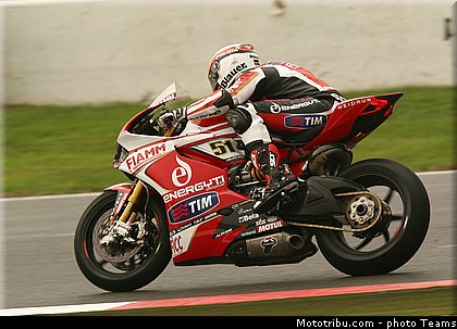 superbike_pirro_003_france_magny_cours_2013.jpg