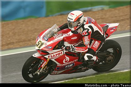 superbike_pirro_004_france_magny_cours_2013.jpg