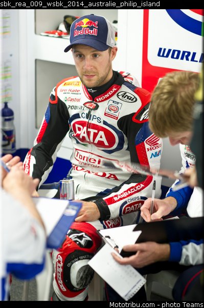 sbk_rea_009_wsbk_2014_australie_philip_island
