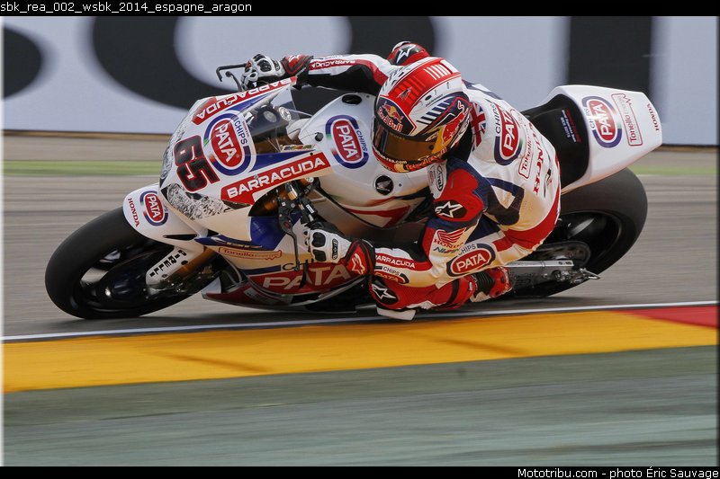 sbk_rea_002_wsbk_2014_espagne_aragon