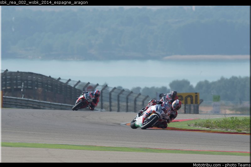 sbk_rea_002_wsbk_2014_espagne_aragon
