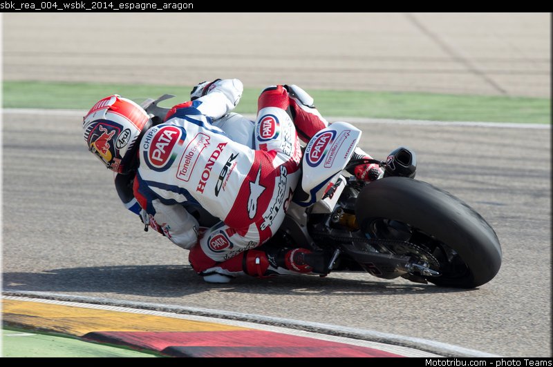sbk_rea_004_wsbk_2014_espagne_aragon
