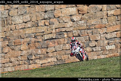 sbk_rea_005_wsbk_2014_espagne_aragon.jpg