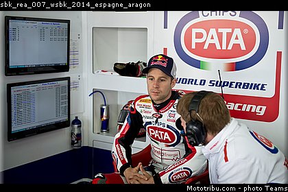 sbk_rea_007_wsbk_2014_espagne_aragon.jpg
