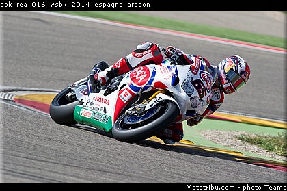 sbk_rea_016_wsbk_2014_espagne_aragon.jpg