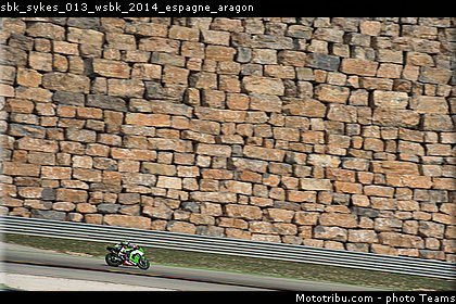 sbk_sykes_013_wsbk_2014_espagne_aragon.jpg