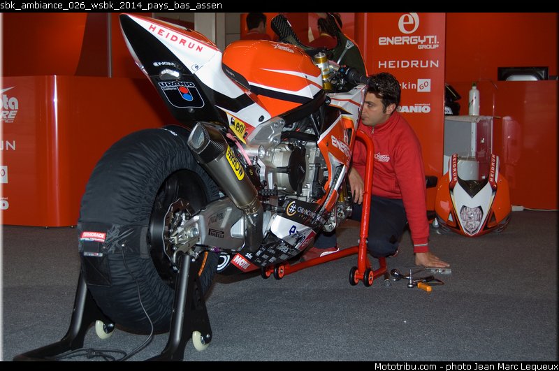 sbk_ambiance_026_wsbk_2014_pays_bas_assen