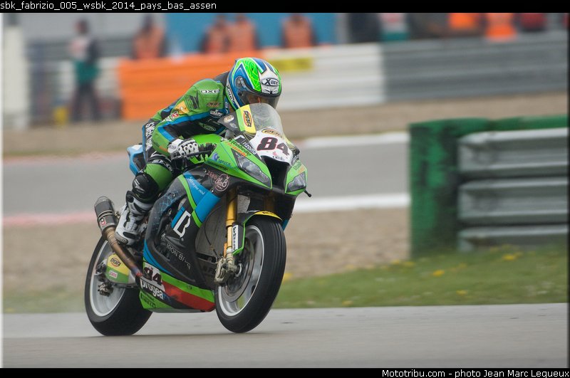 sbk_fabrizio_005_wsbk_2014_pays_bas_assen