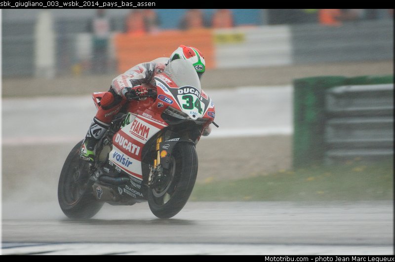 sbk_giugliano_003_wsbk_2014_pays_bas_assen