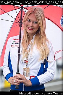 sbk_pit_babe_002_wsbk_2014_pays_bas_assen.jpg