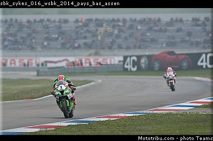 sbk_sykes_016_wsbk_2014_pays_bas_assen.jpg