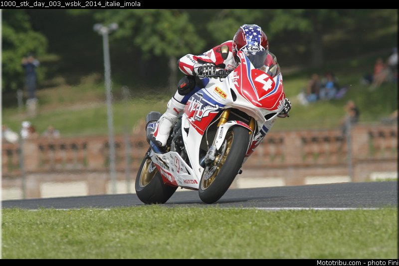 1000_stk_day_003_wsbk_2014_italie_imola