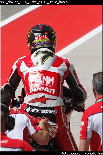 sbk_davies_001_wsbk_2014_italie_imola