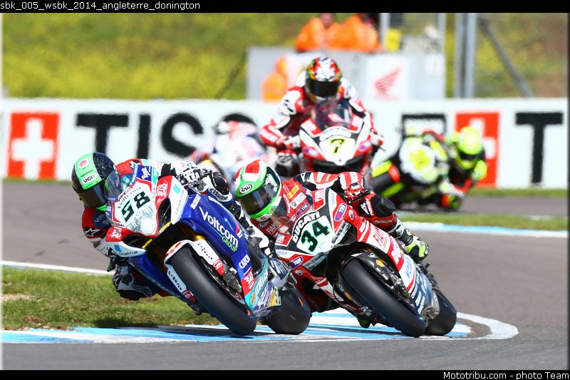 sbk_005_wsbk_2014_angleterre_donington
