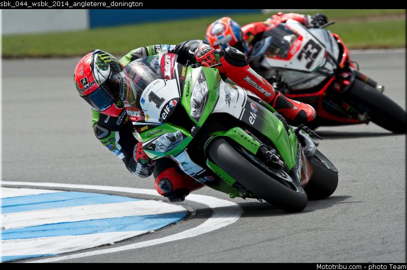 sbk_044_wsbk_2014_angleterre_donington