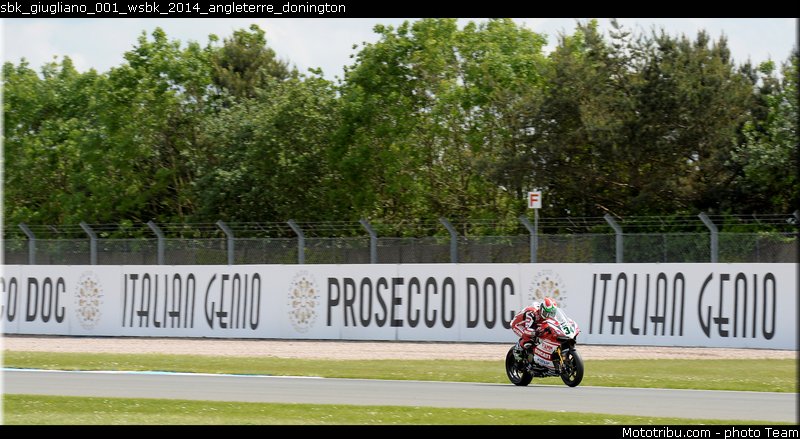 sbk_giugliano_001_wsbk_2014_angleterre_donington