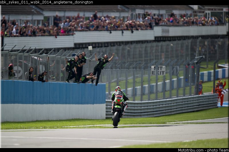 sbk_sykes_011_wsbk_2014_angleterre_donington