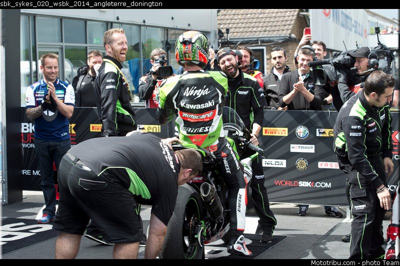 sbk_sykes_020_wsbk_2014_angleterre_donington