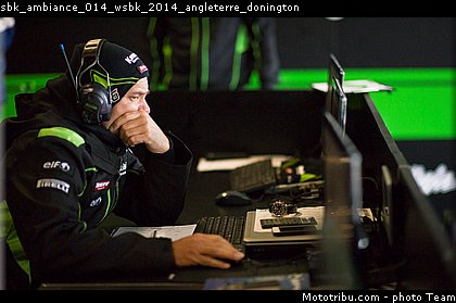 sbk_ambiance_014_wsbk_2014_angleterre_donington.jpg