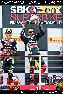 sbk_ambiance_021_wsbk_2014_angleterre_donington.jpg