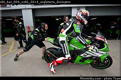 sbk_baz_004_wsbk_2014_angleterre_donington.jpg