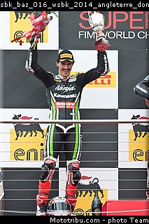 sbk_baz_016_wsbk_2014_angleterre_donington.jpg